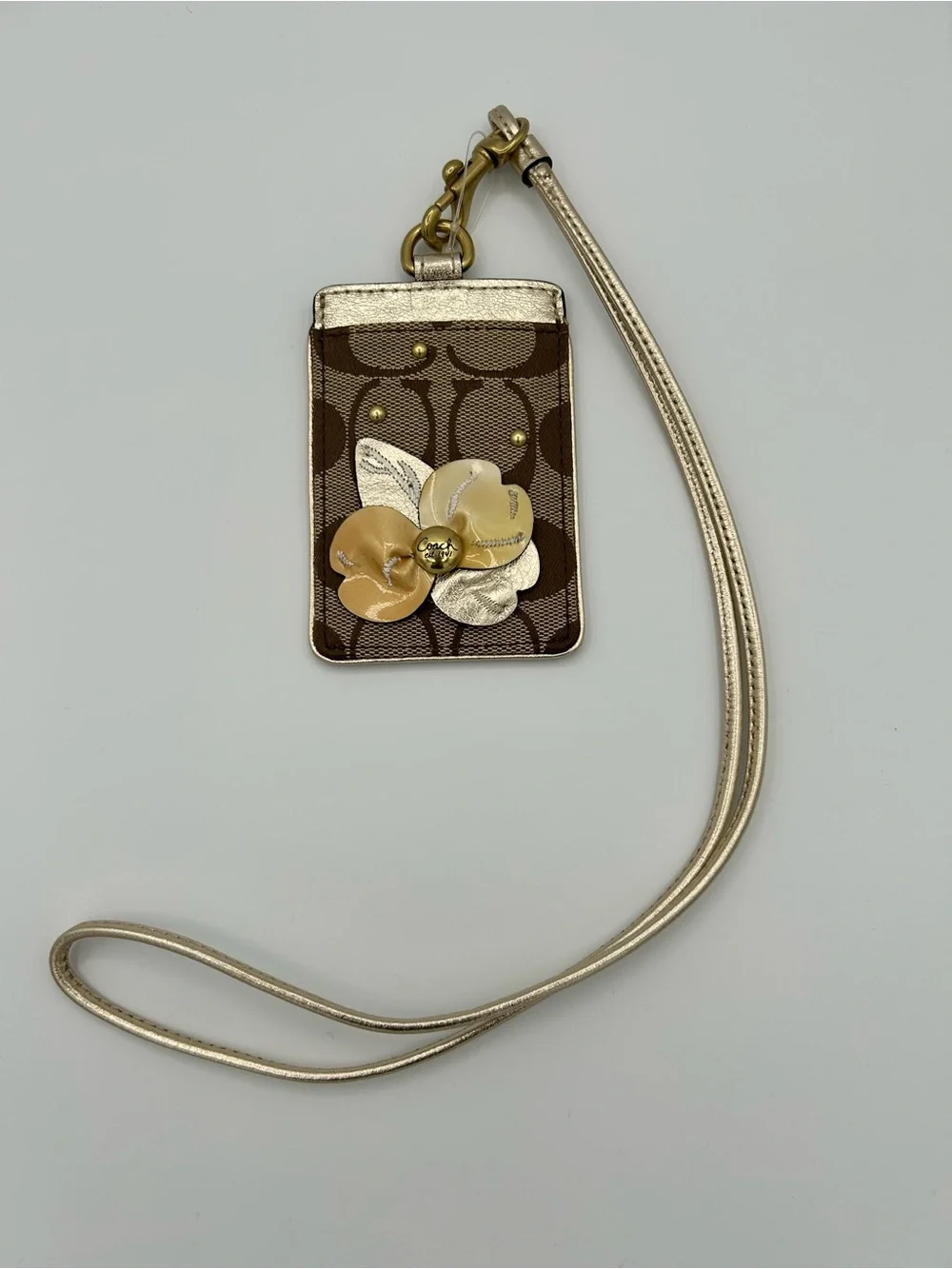 Coach ID Holder With Lanyard Flower Theme 3D NWOT Gold Trim